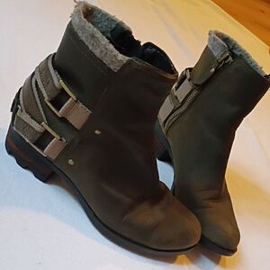 Sorel Olive Ankle Boots with Buckle Accents